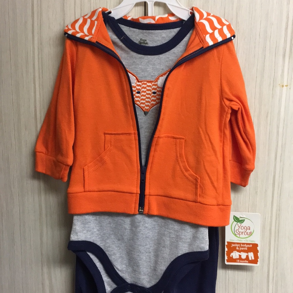 Yoga sprout 3 piece set.